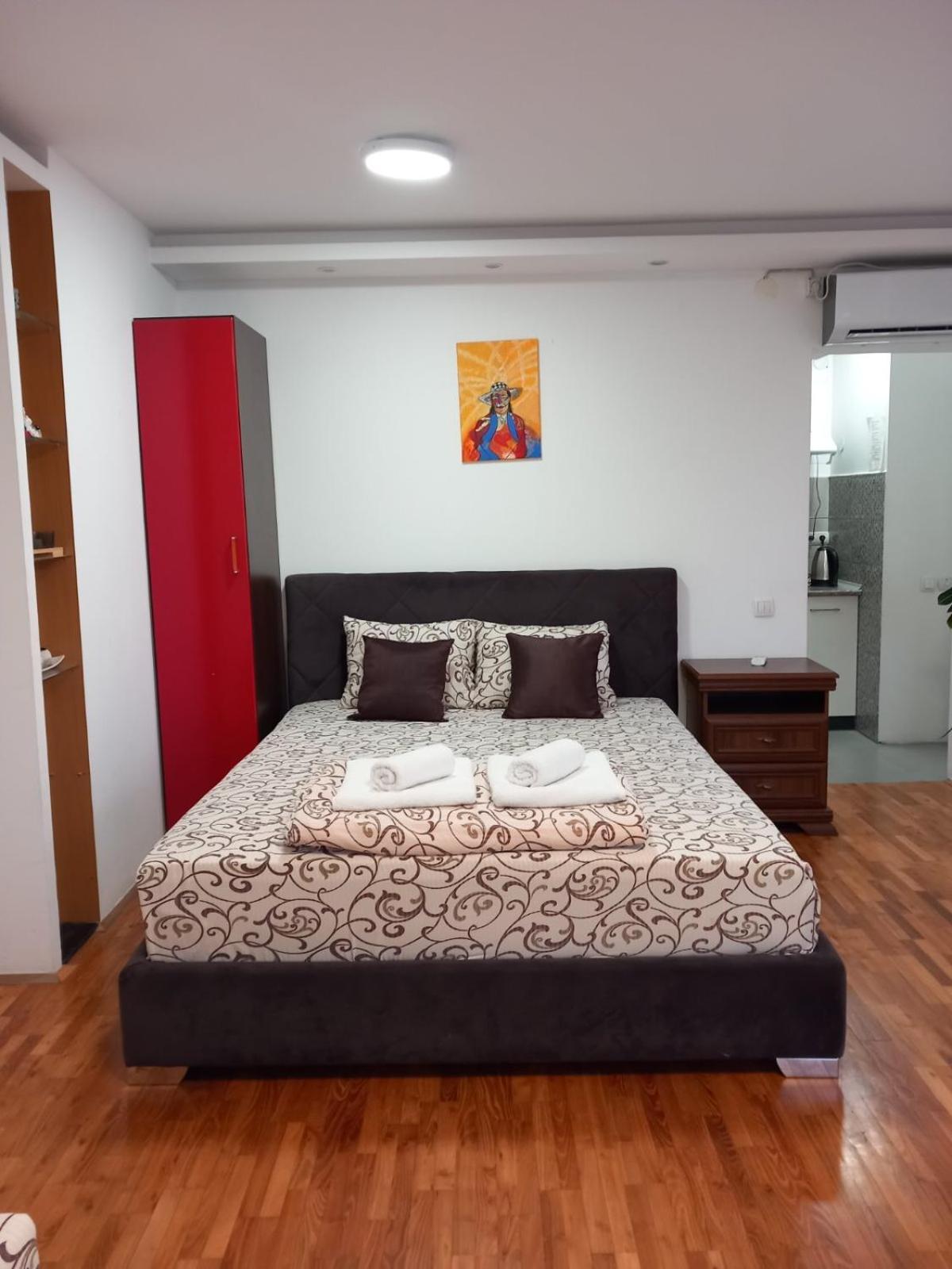 Apartmani Pause Ниш Экстерьер фото